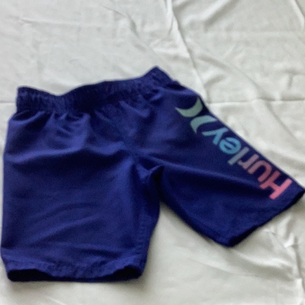 Hurley Kids' Navy Swim Trunks with Colorful Logo 🏊‍♂️
